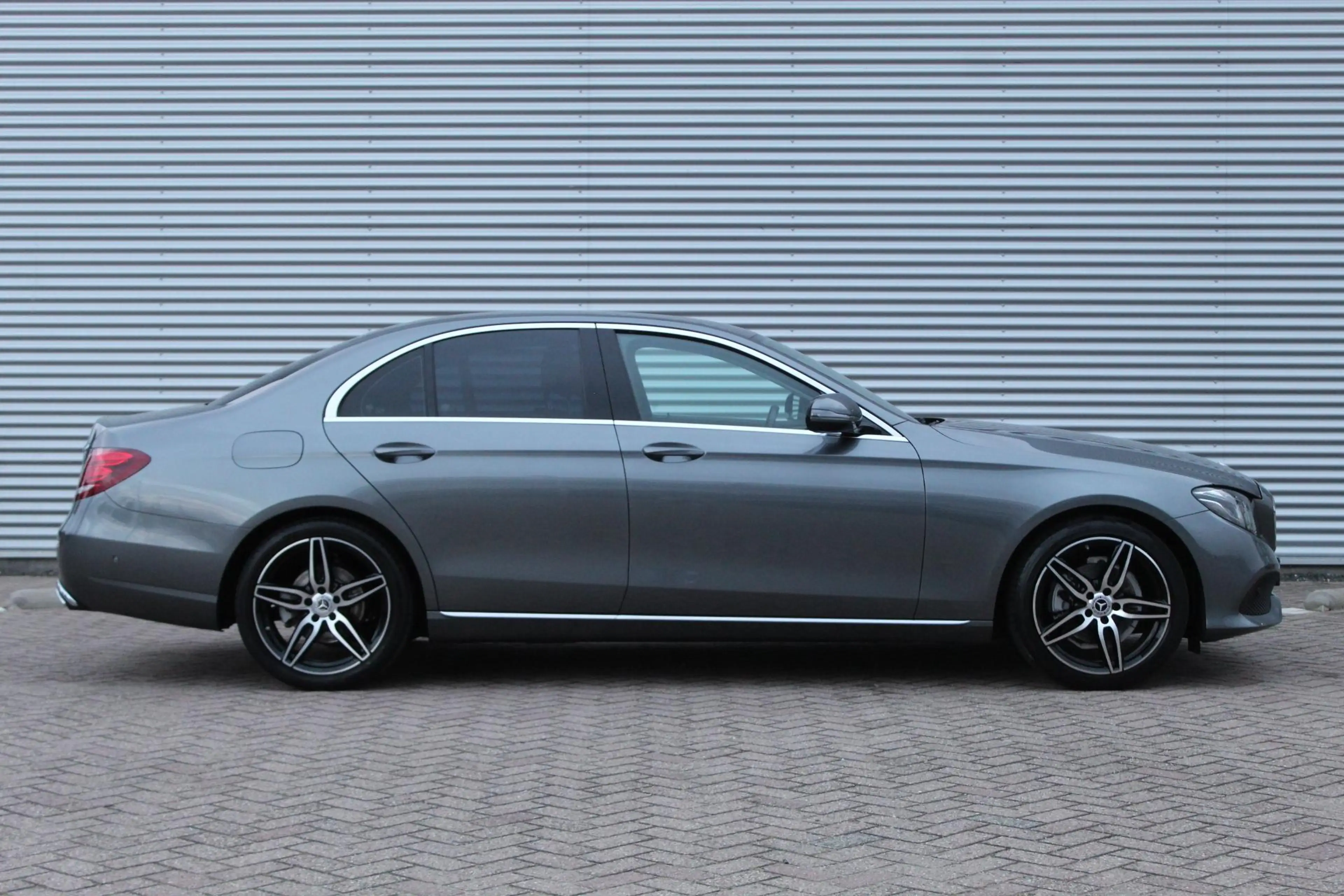 Mercedes-Benz E 200 Sfeer/Camera/Stoelverw/Widescreen — photo 4