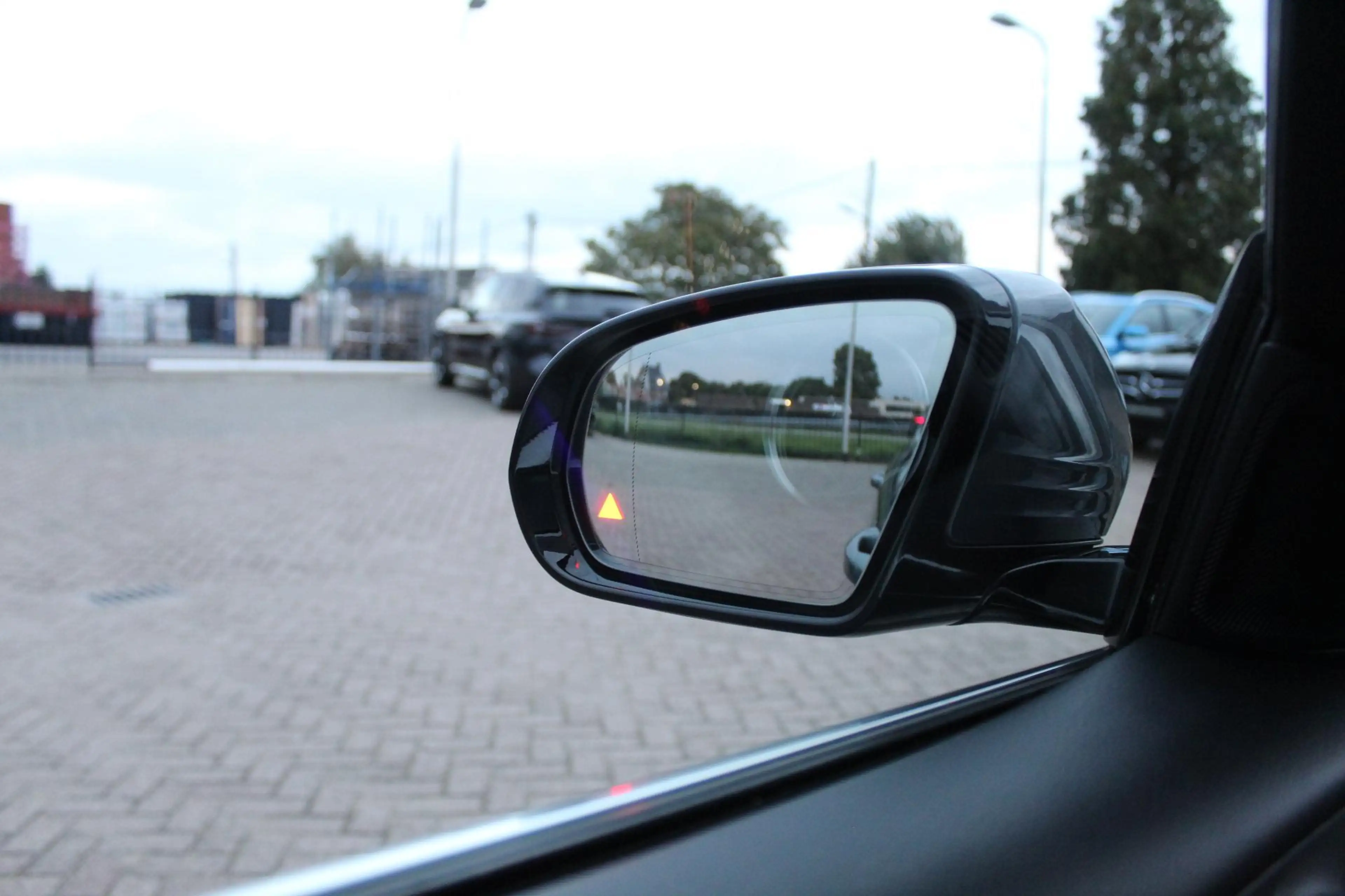 Mercedes-Benz E 200 Sfeer/Camera/Stoelverw/Widescreen — photo 13