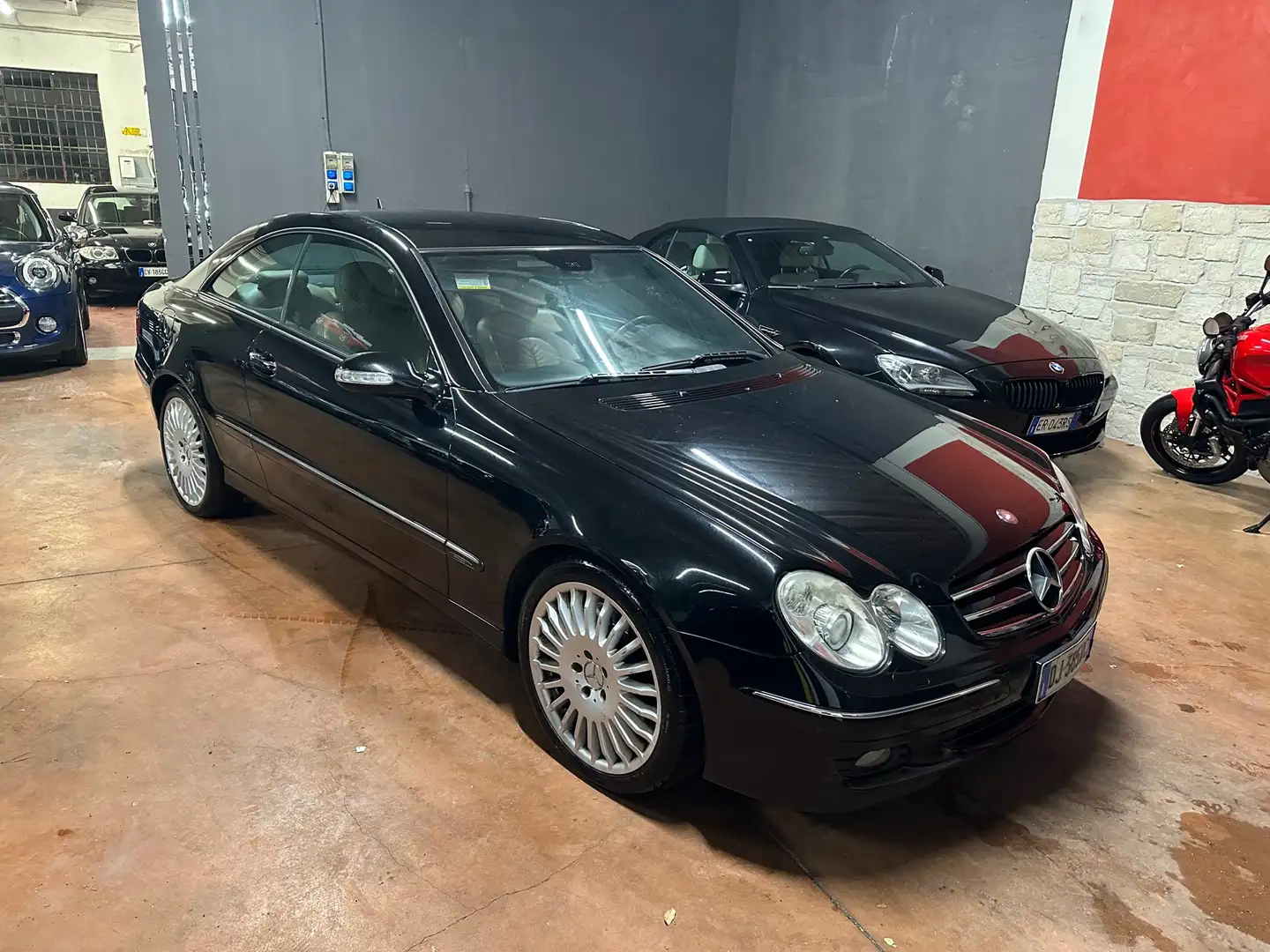 Mercedes-Benz CLK 320 Coupe cdi V6 Avantgarde Siyah - 1