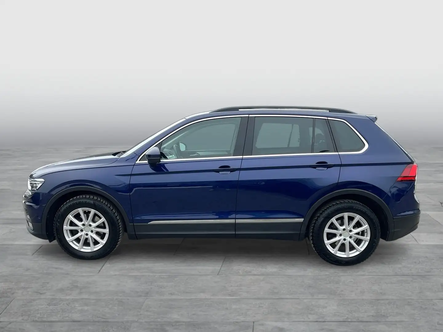 Volkswagen Tiguan Comfortline TSI ACT DSG Blau - 2