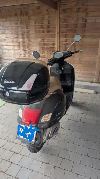 Vespa GTS 125