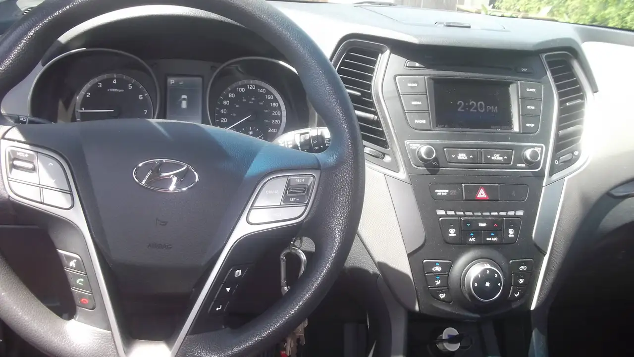 Hyundai SANTA FE снимка Hyundai SANTA FE
