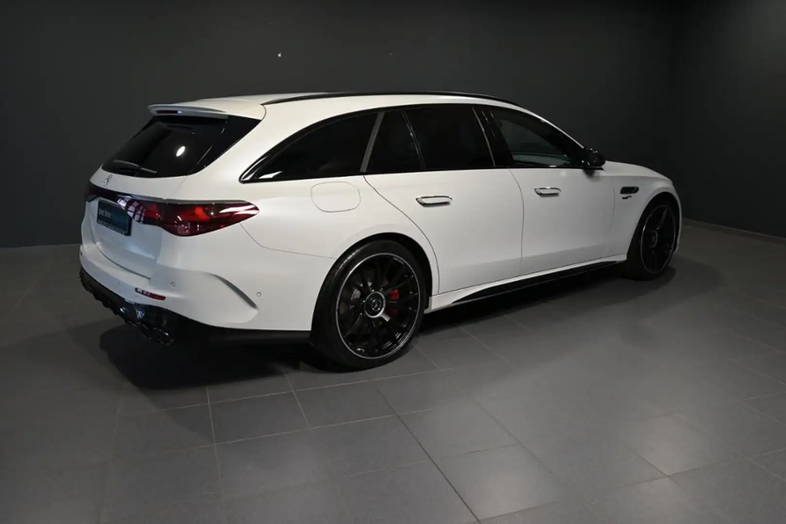 Mercedes-Benz E 53 AMG Hybrid 4M+ PREMIUM PLUS/360'/PANO/AHK Weiß - 2