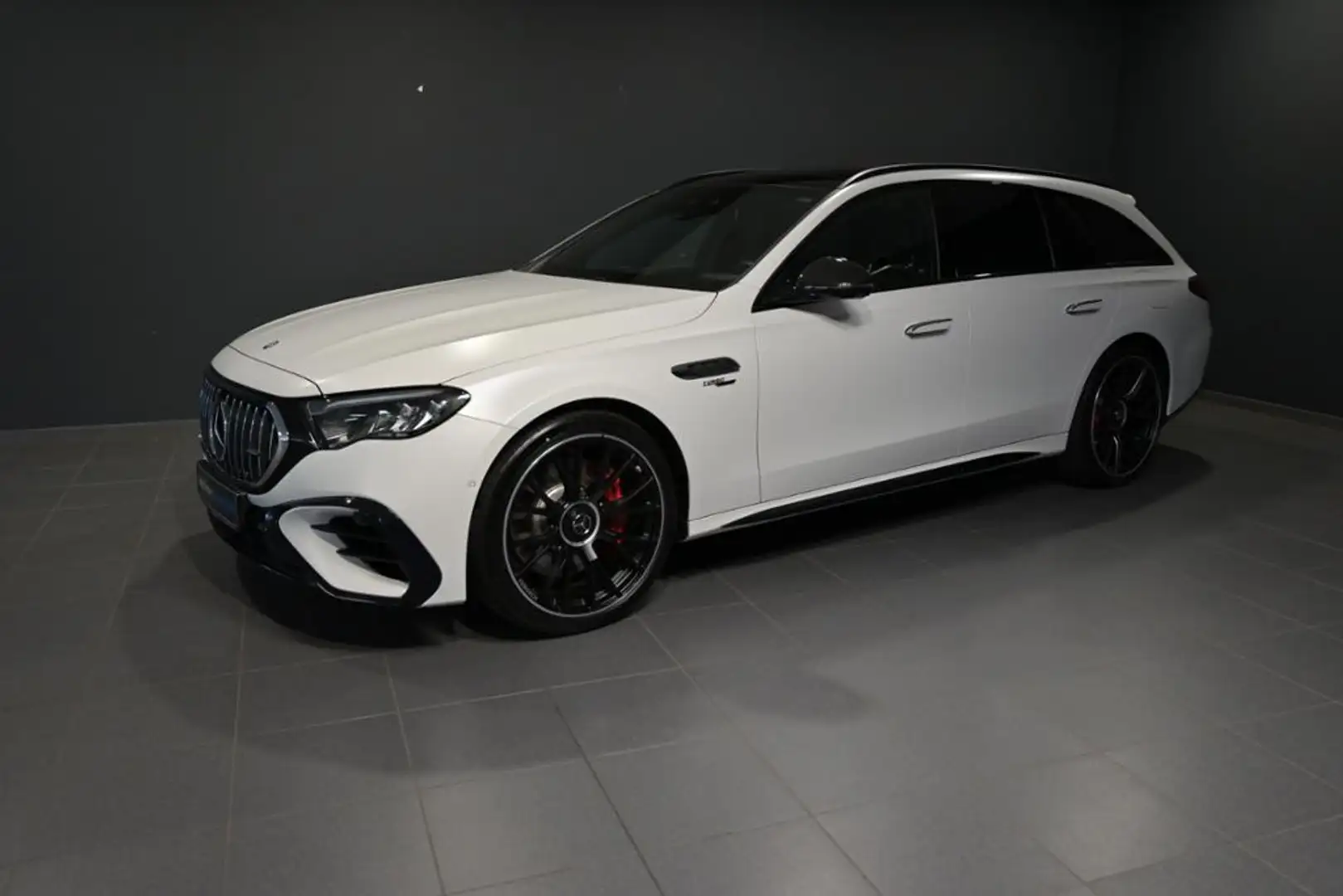 Mercedes-Benz E 53 AMG Hybrid 4M+ PREMIUM PLUS/360'/PANO/AHK Weiß - 1