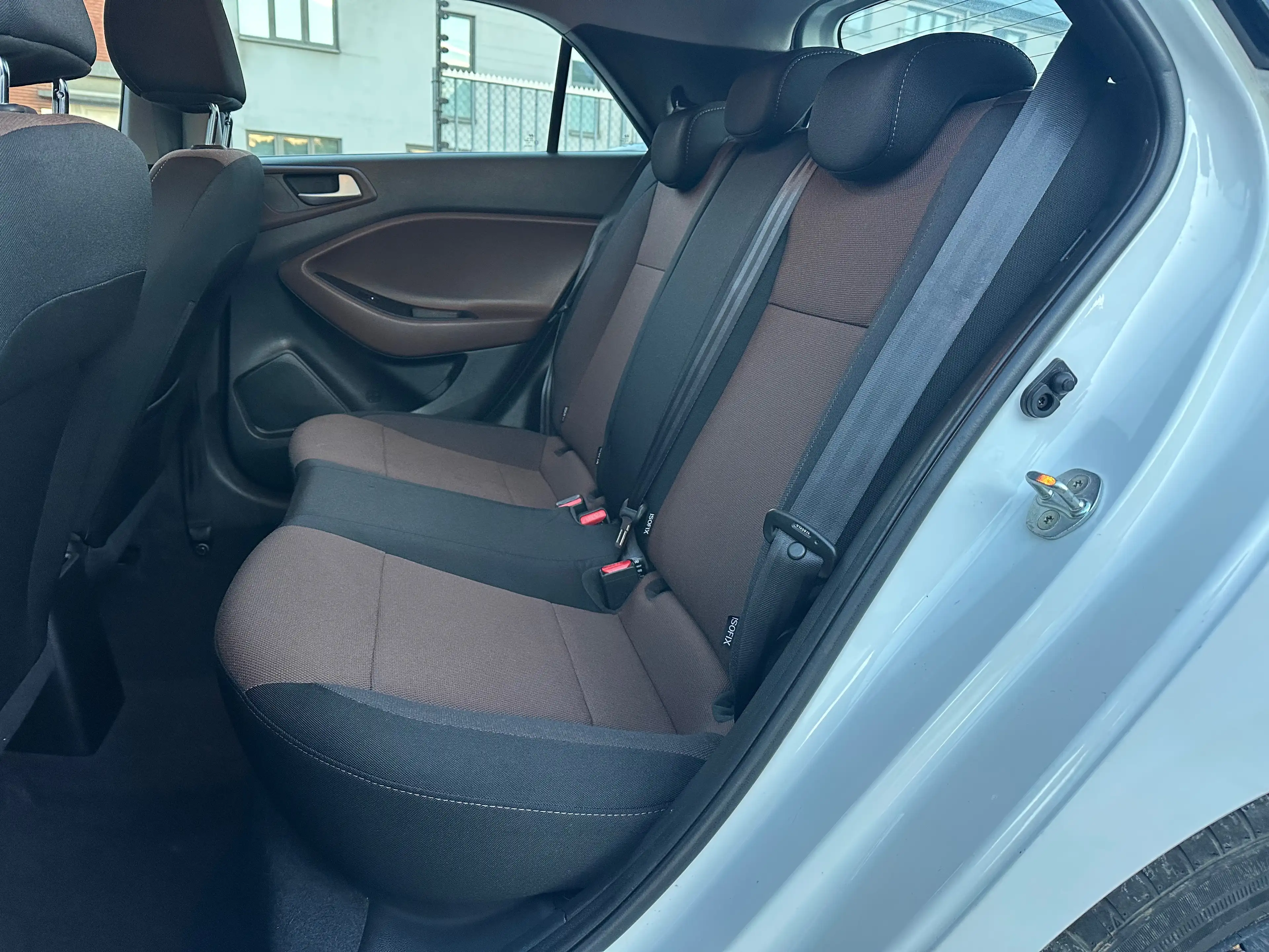 Hyundai i20 i20 1.0 T-GDi Twist Special Edition Play — photo 11