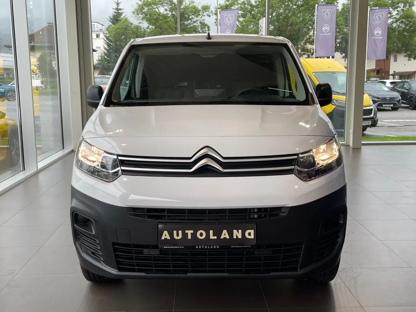 Citroen Berlingo DANGEL 4X4 Weiß - 2