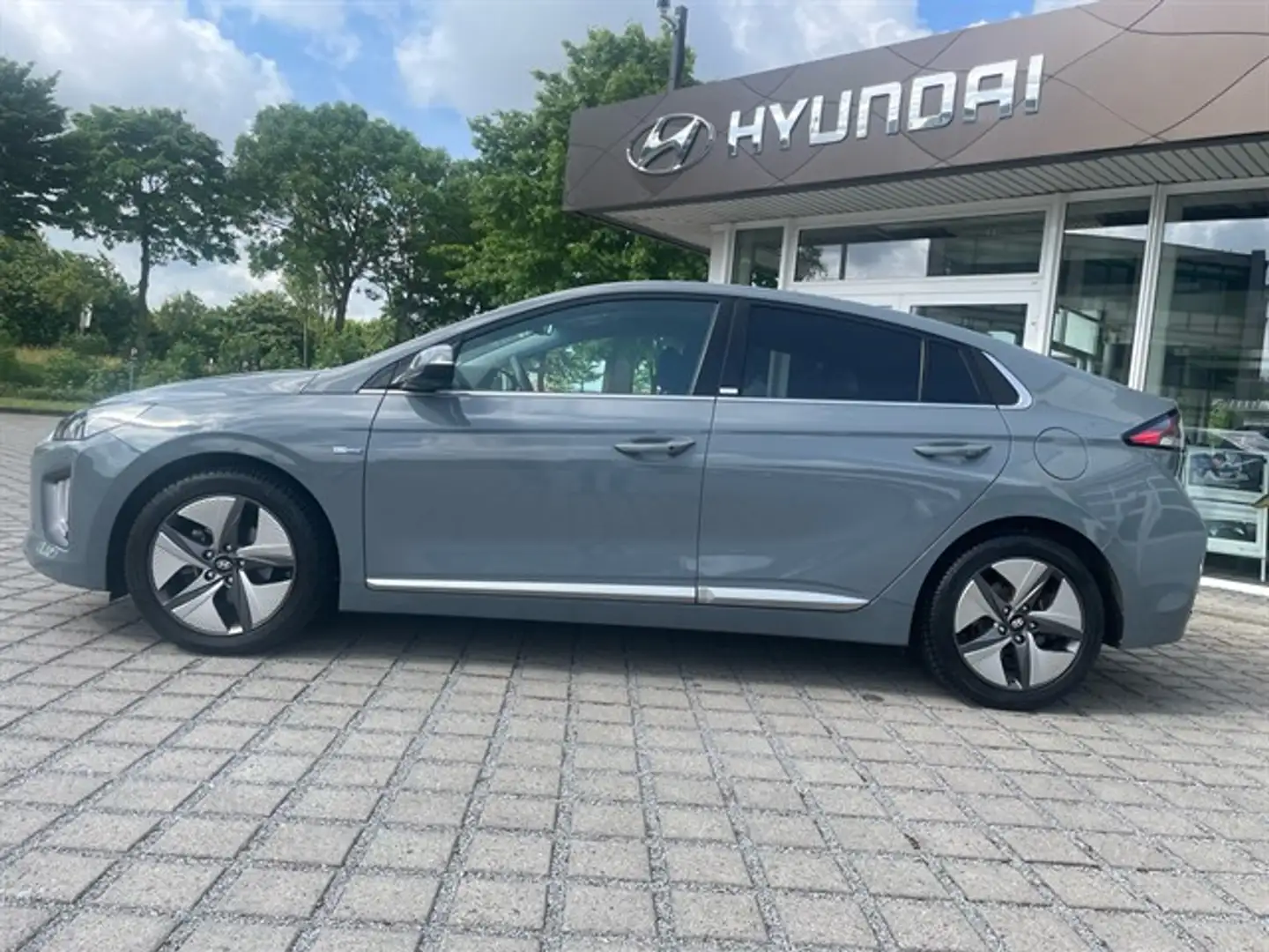 Hyundai IONIQ Hybrid PREMIUM-Paket - 2