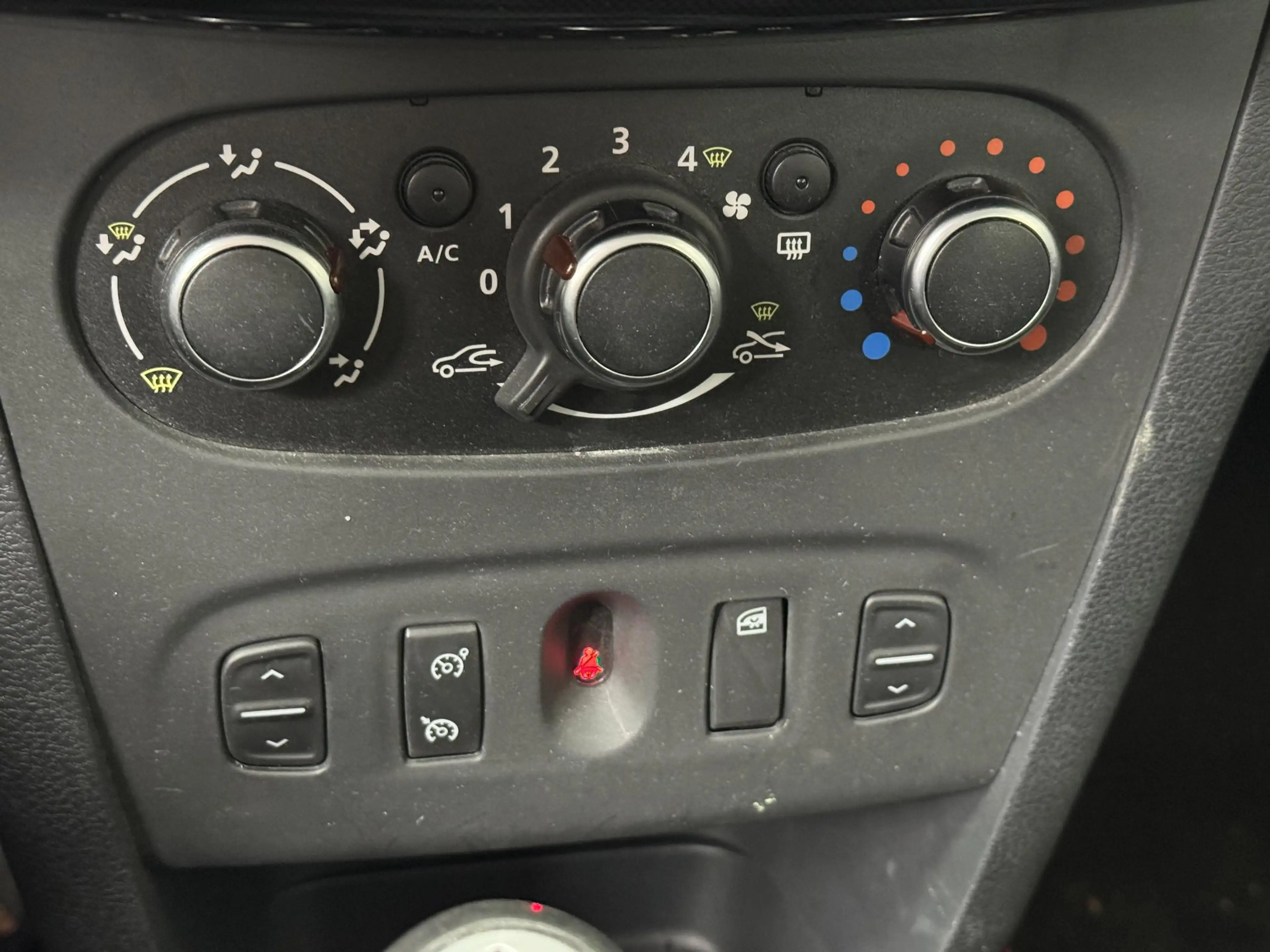 Dacia Logan MCV 0.9 TCe Laureate | Navigatie | Camera | Trekha — photo 14