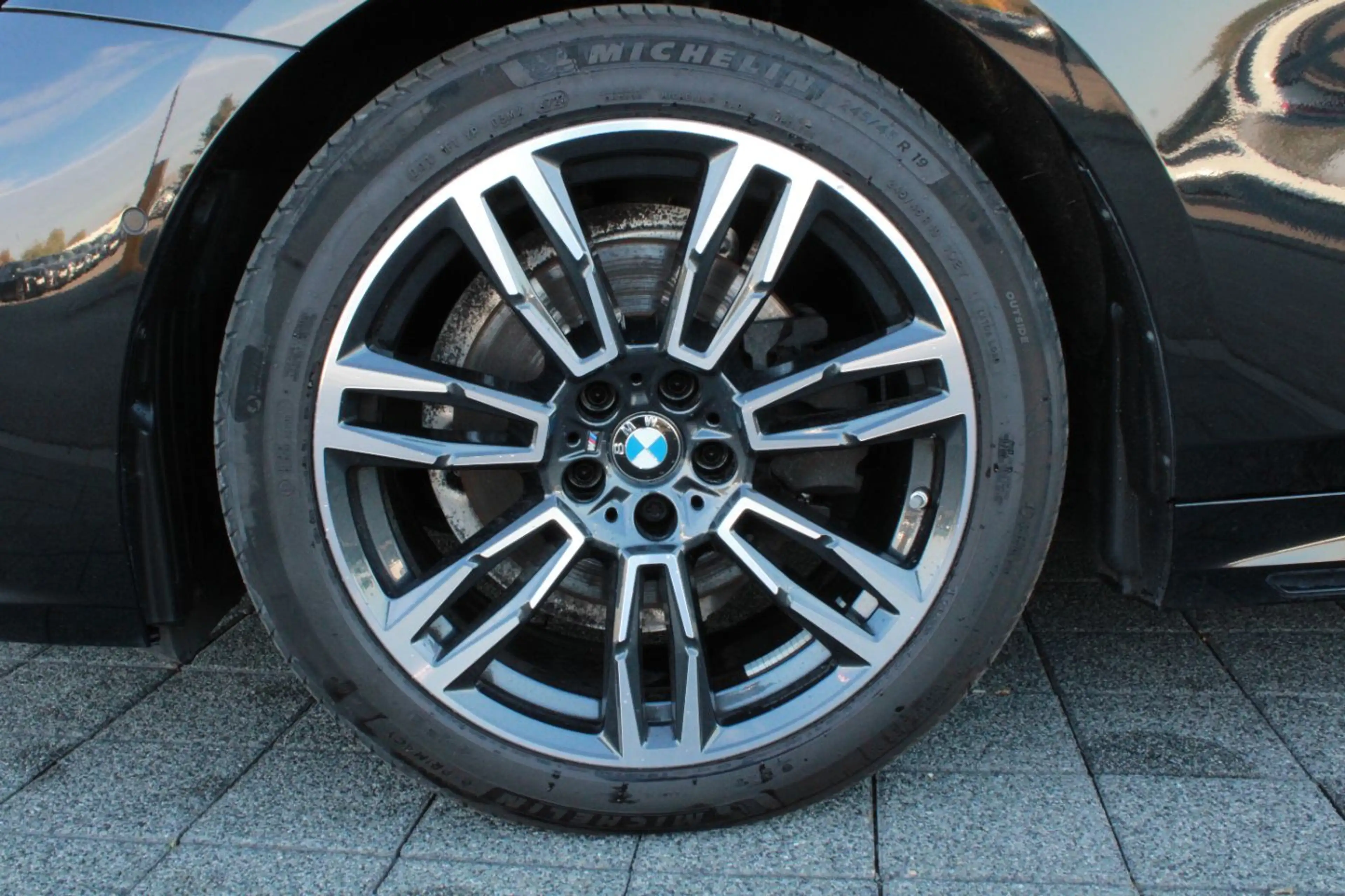 BMW 520 d Limo M Sport Navi AdLED Komfortsitze DAP — photo 6