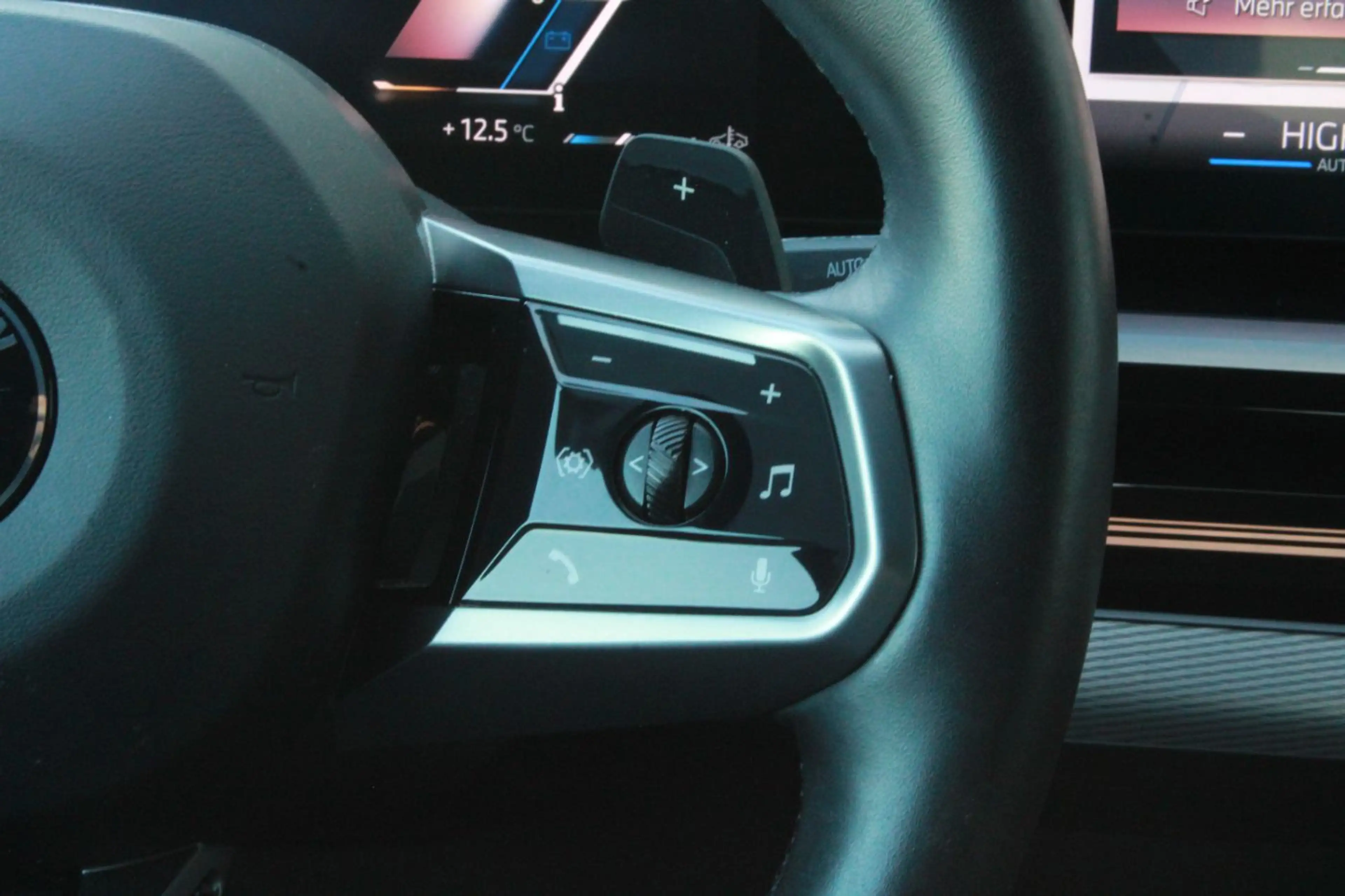 BMW 520 d Limo M Sport Navi AdLED Komfortsitze DAP — photo 14