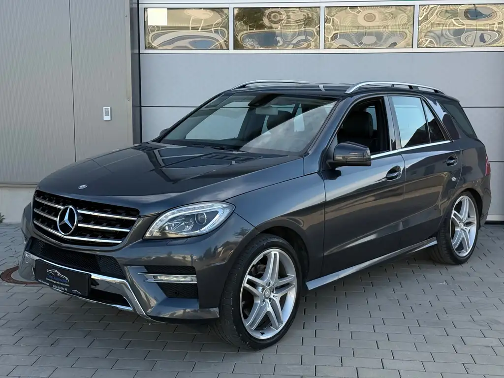 Mercedes-Benz M-Klasse