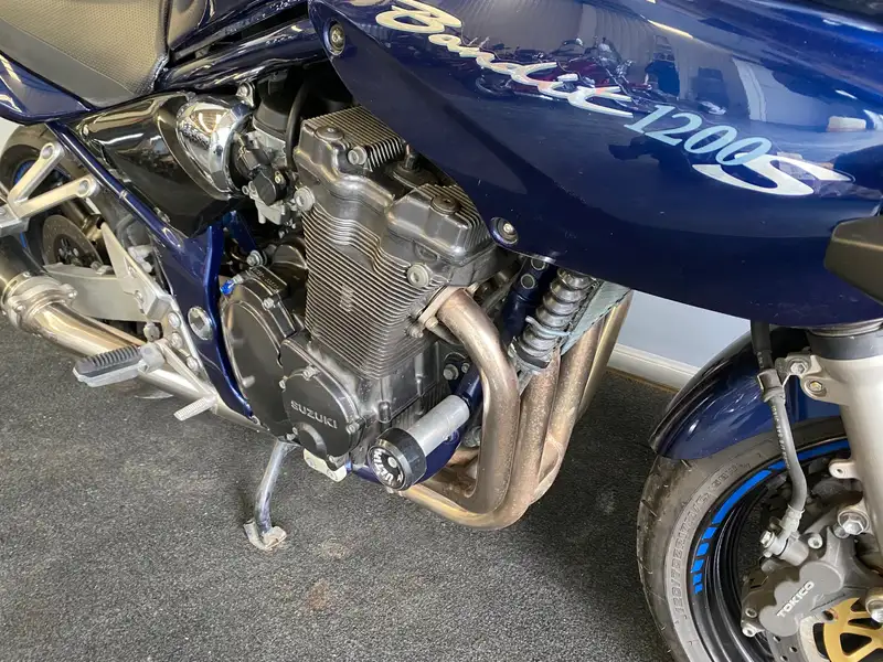 Suzuki Bandit 1200 - foto 4