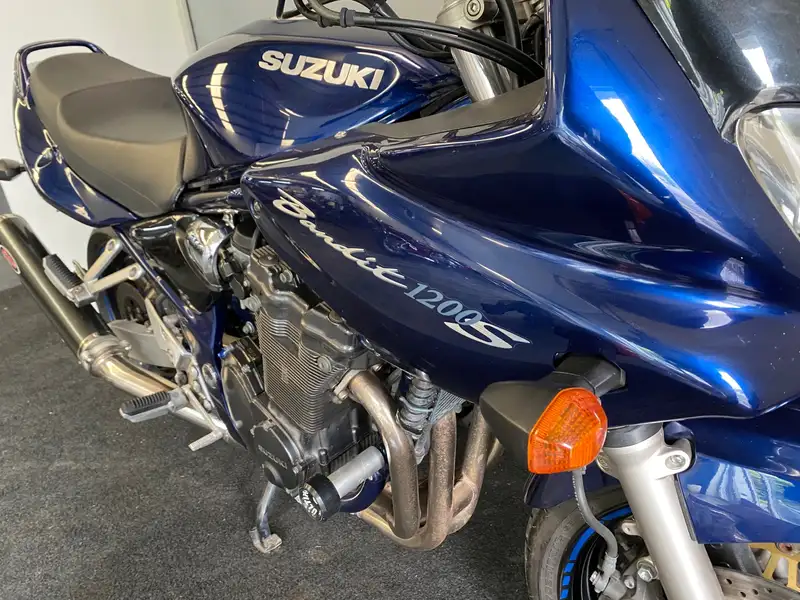 Suzuki Bandit 1200 - foto 3