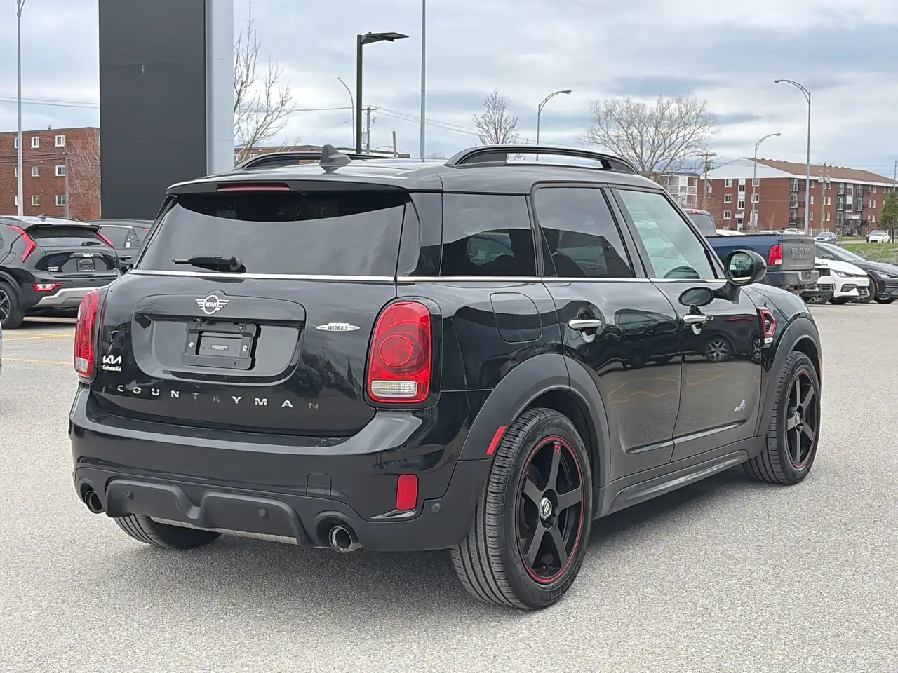 MINI Countryman снимка MINI Countryman