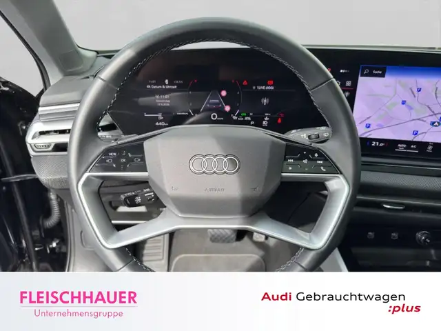 Audi A6 view 11