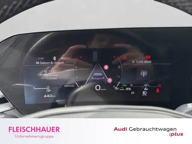 Audi A6 view 12