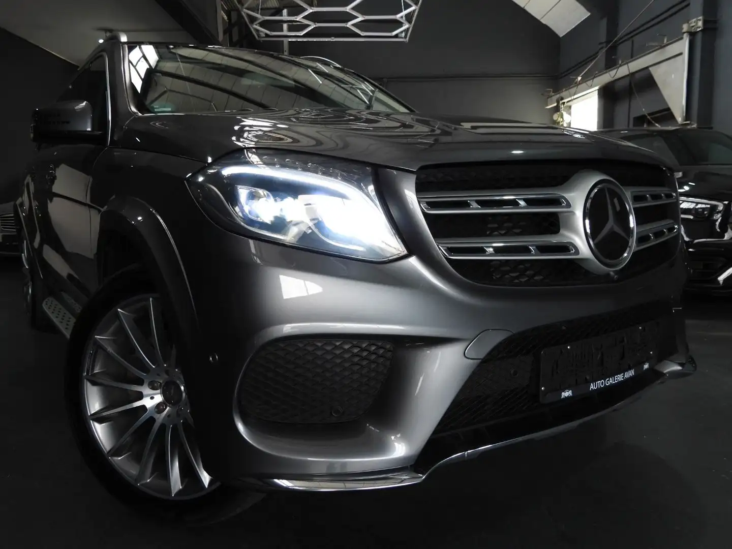 Mercedes-Benz GLS 350 D 4M AMG-LINE/LED/PANO/MEMORY/7-SITZER Gris - 1