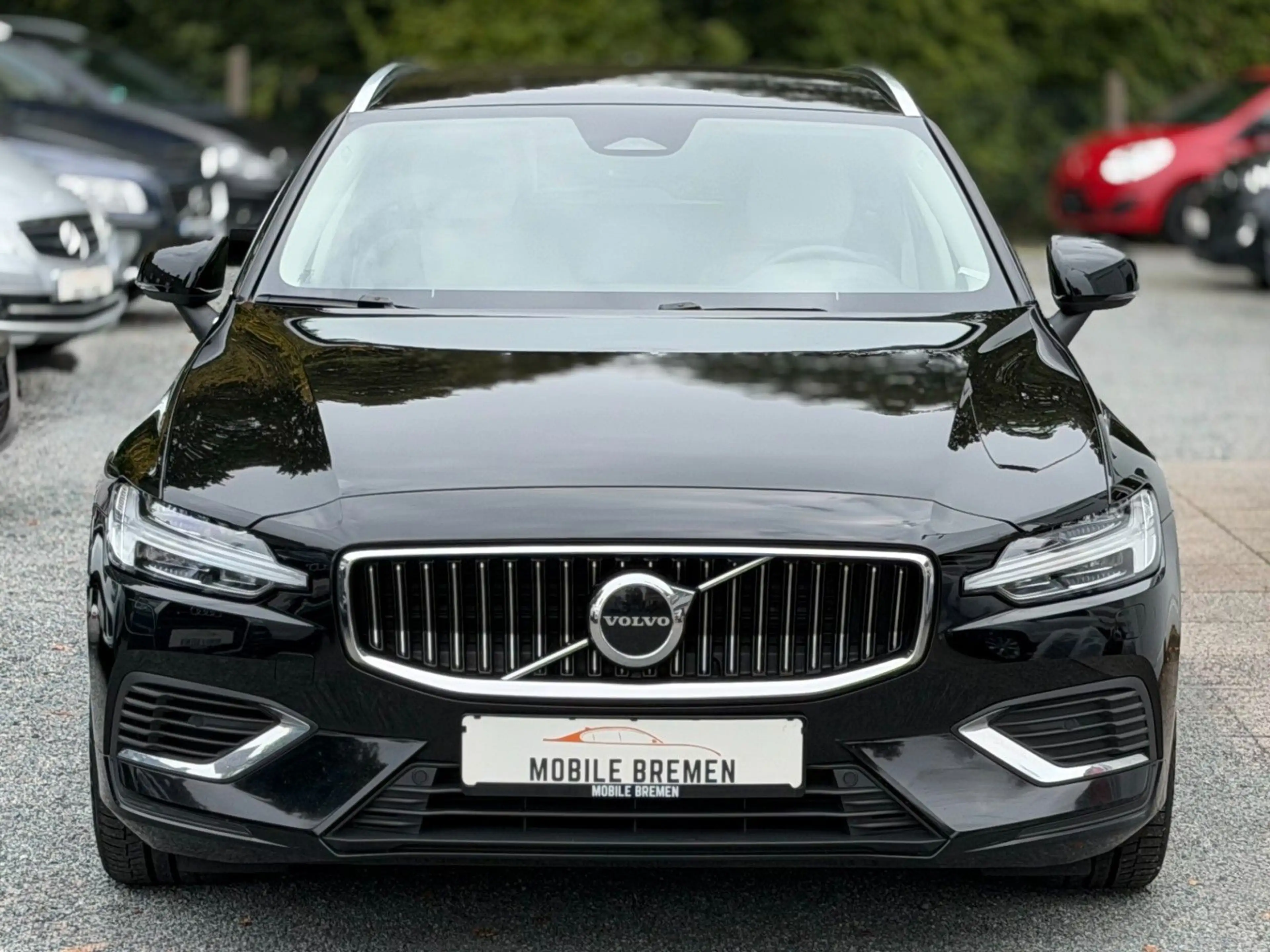 Volvo V60 T6 Recharge Core AWD KEYLESS*AHK*STANDHZG. — photo 2
