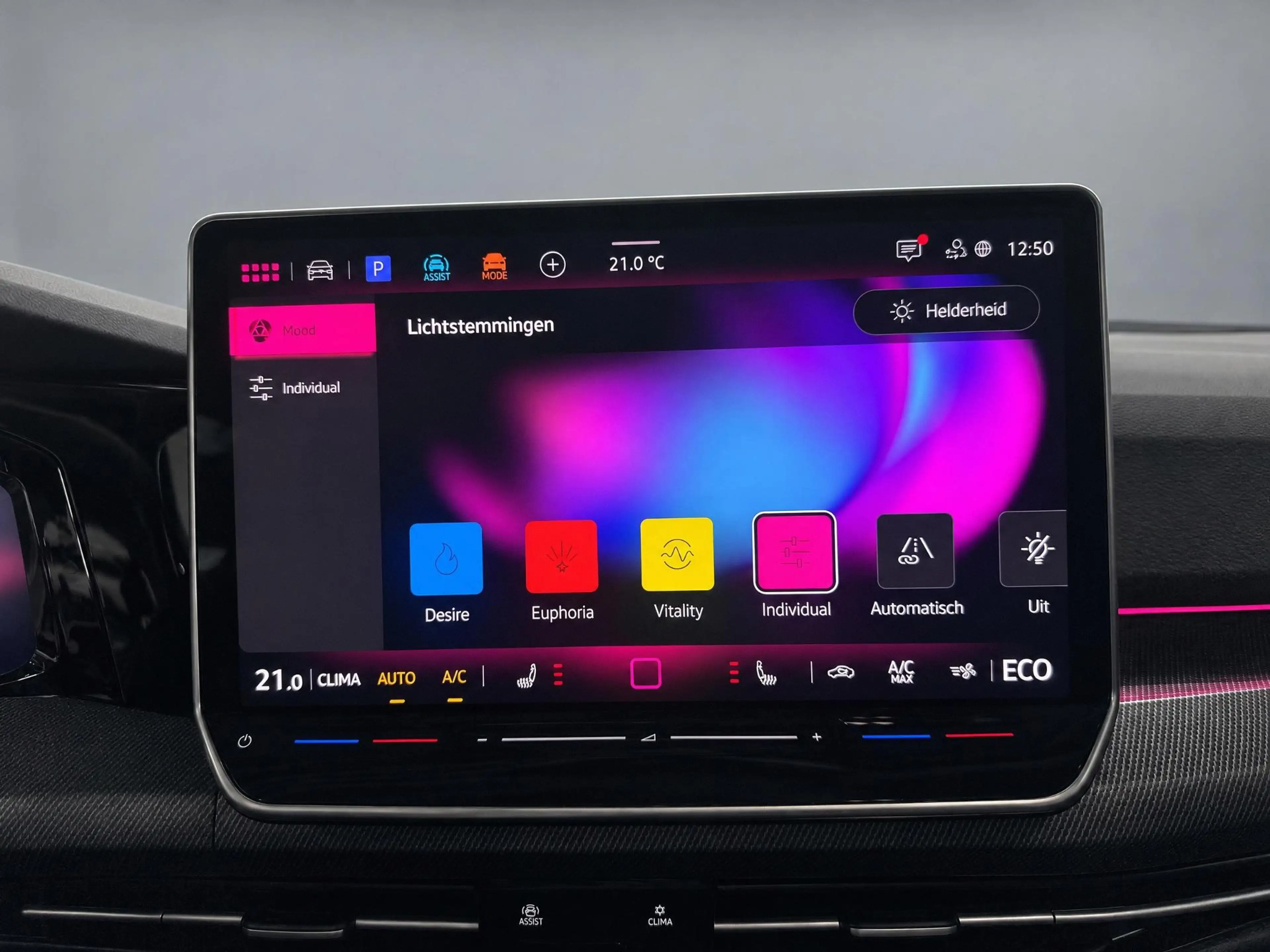 Volkswagen Golf GTE 1.5 eHybrid 272pk · Panoramadak · 360 Camera · Weg — photo 15