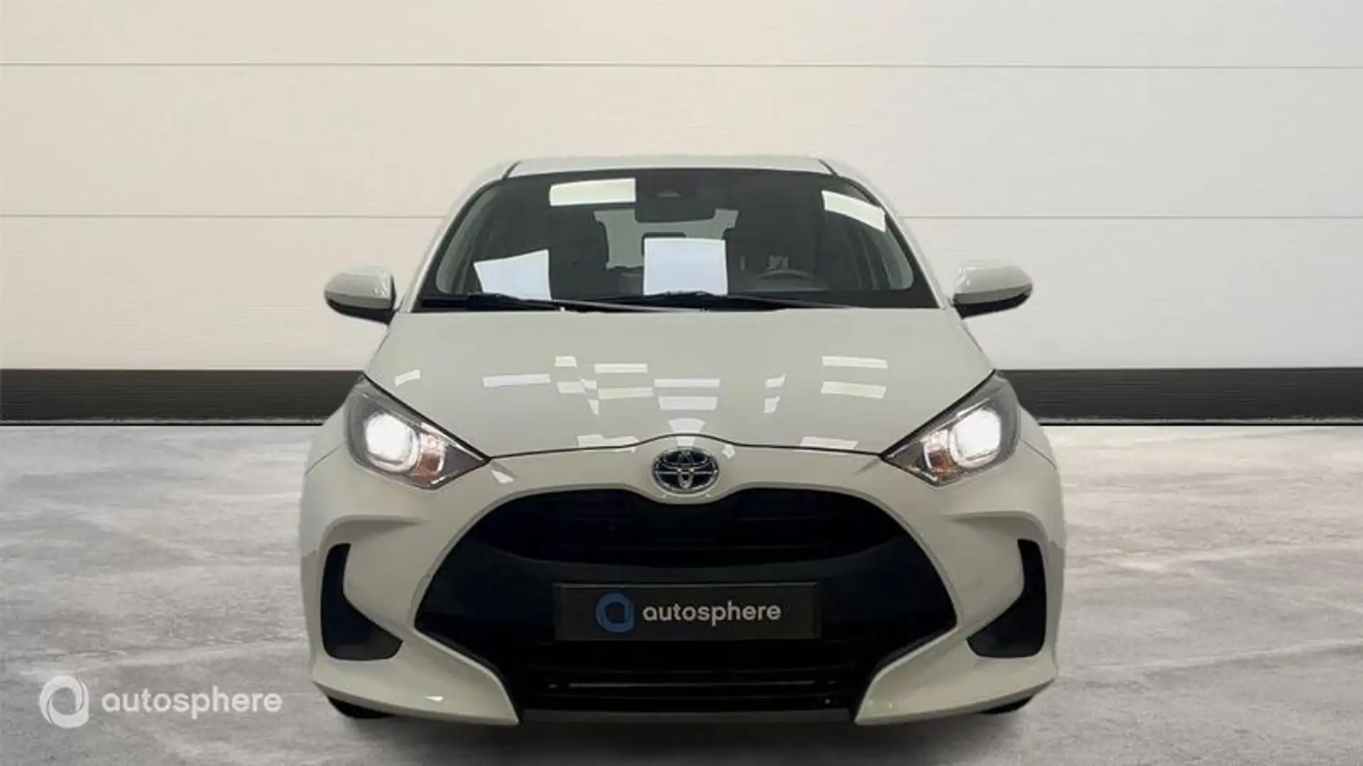 Toyota Yaris 116h Dynamic 5p MY22 - 2