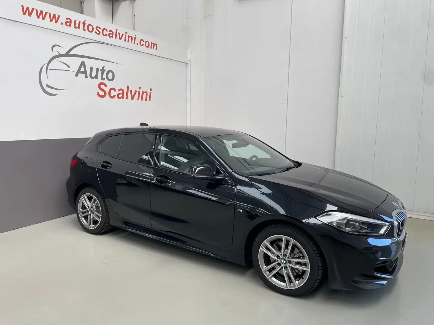 BMW 118 d 2.0 Msport 150CV AUTOM. Schwarz - 1