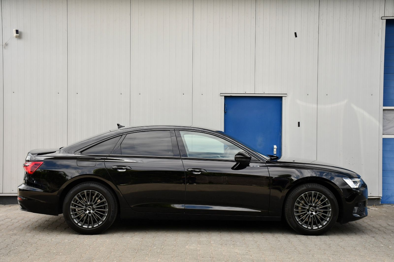 Audi A6 45TFSI Quatt Black Edition S-line Virtual LED — photo 7