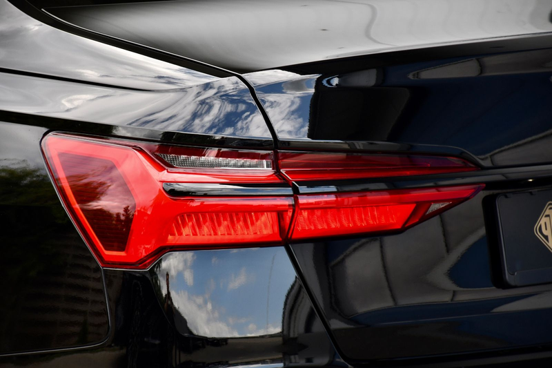 Audi A6 45TFSI Quatt Black Edition S-line Virtual LED — photo 11