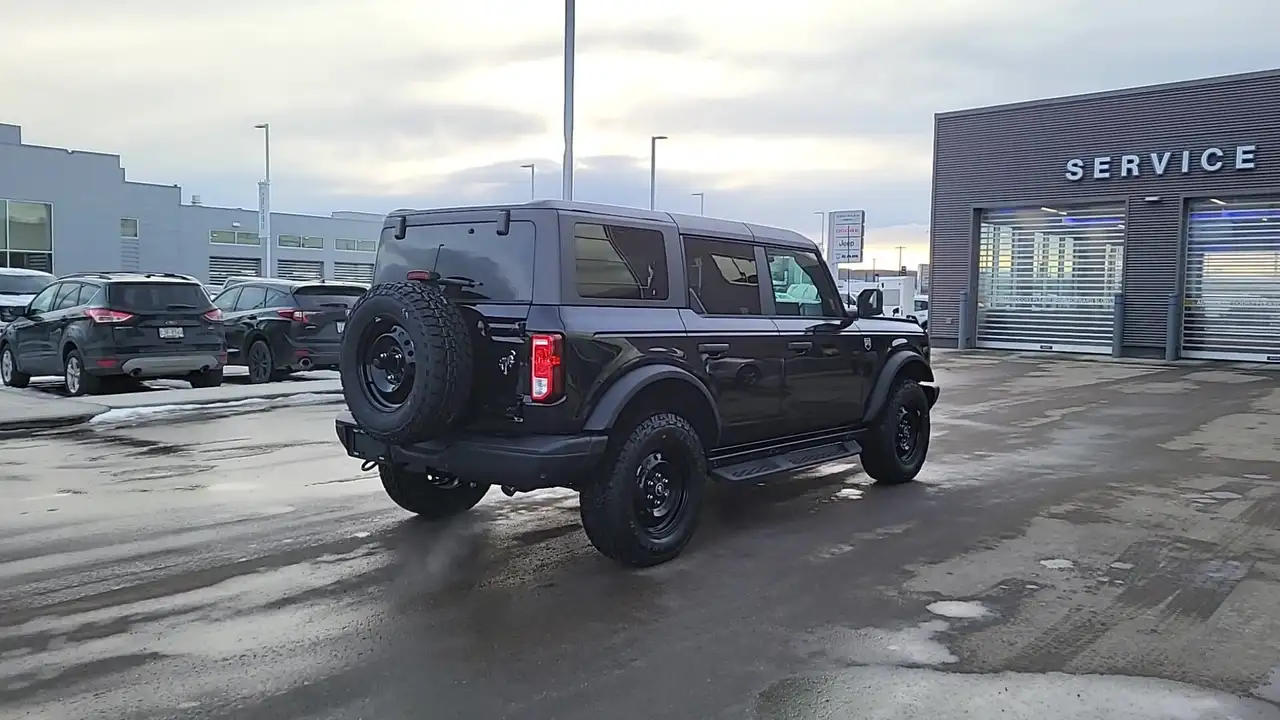 Ford Bronco снимка Ford Bronco