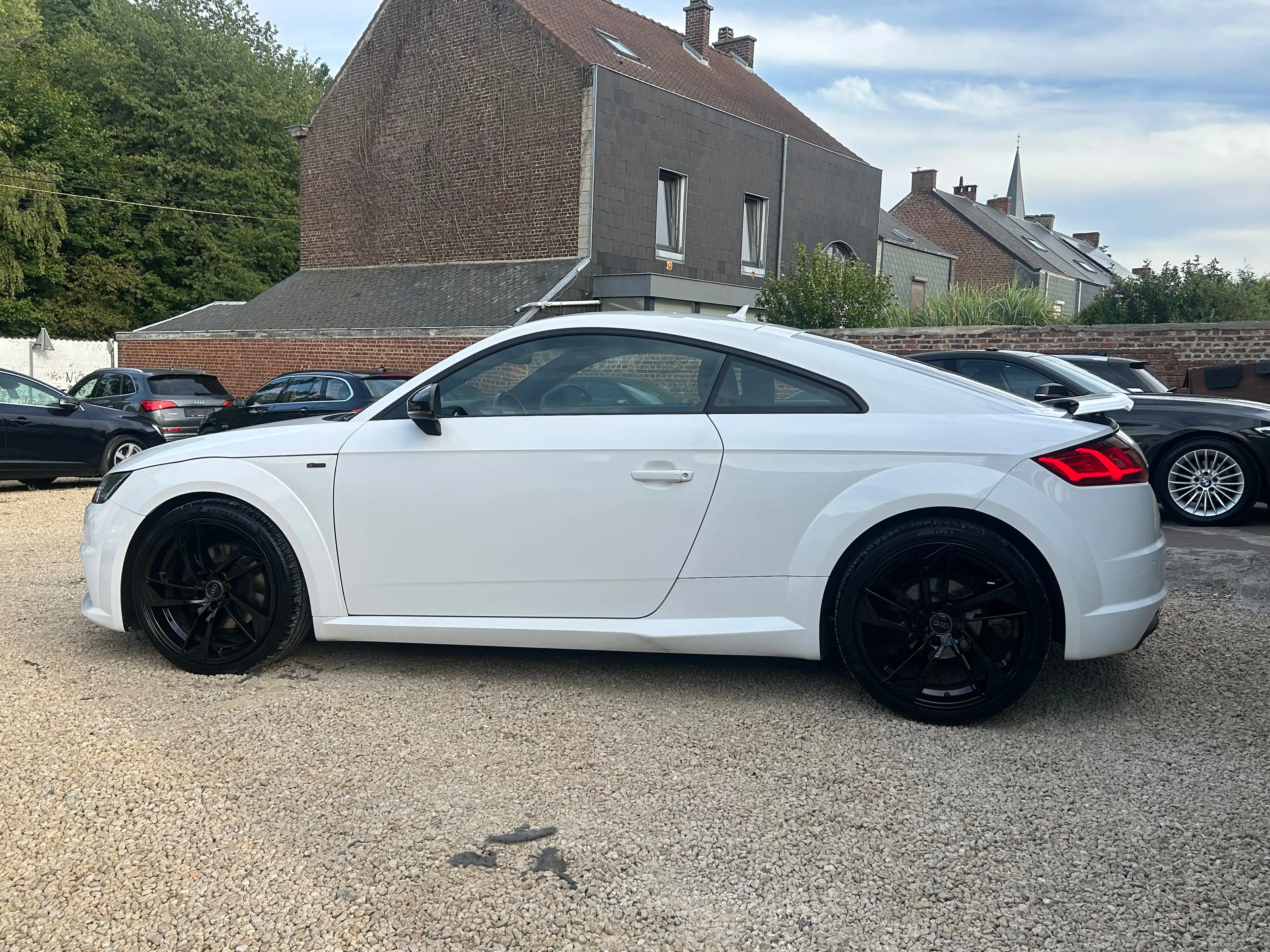 Audi TT TT Coupé 2.0 TDi ultra S line (HTVA%21) — photo 8