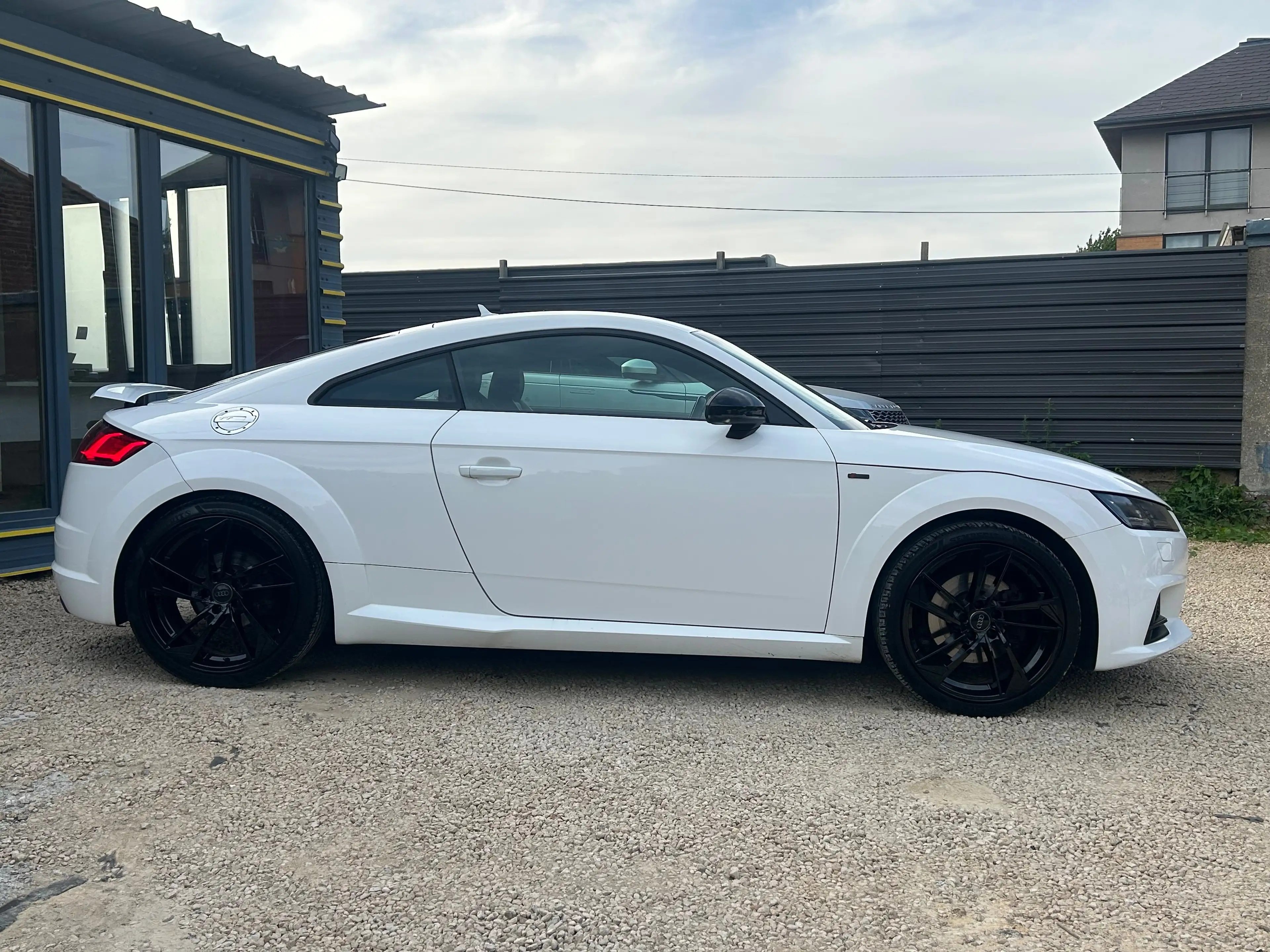Audi TT TT Coupé 2.0 TDi ultra S line (HTVA%21) — photo 7