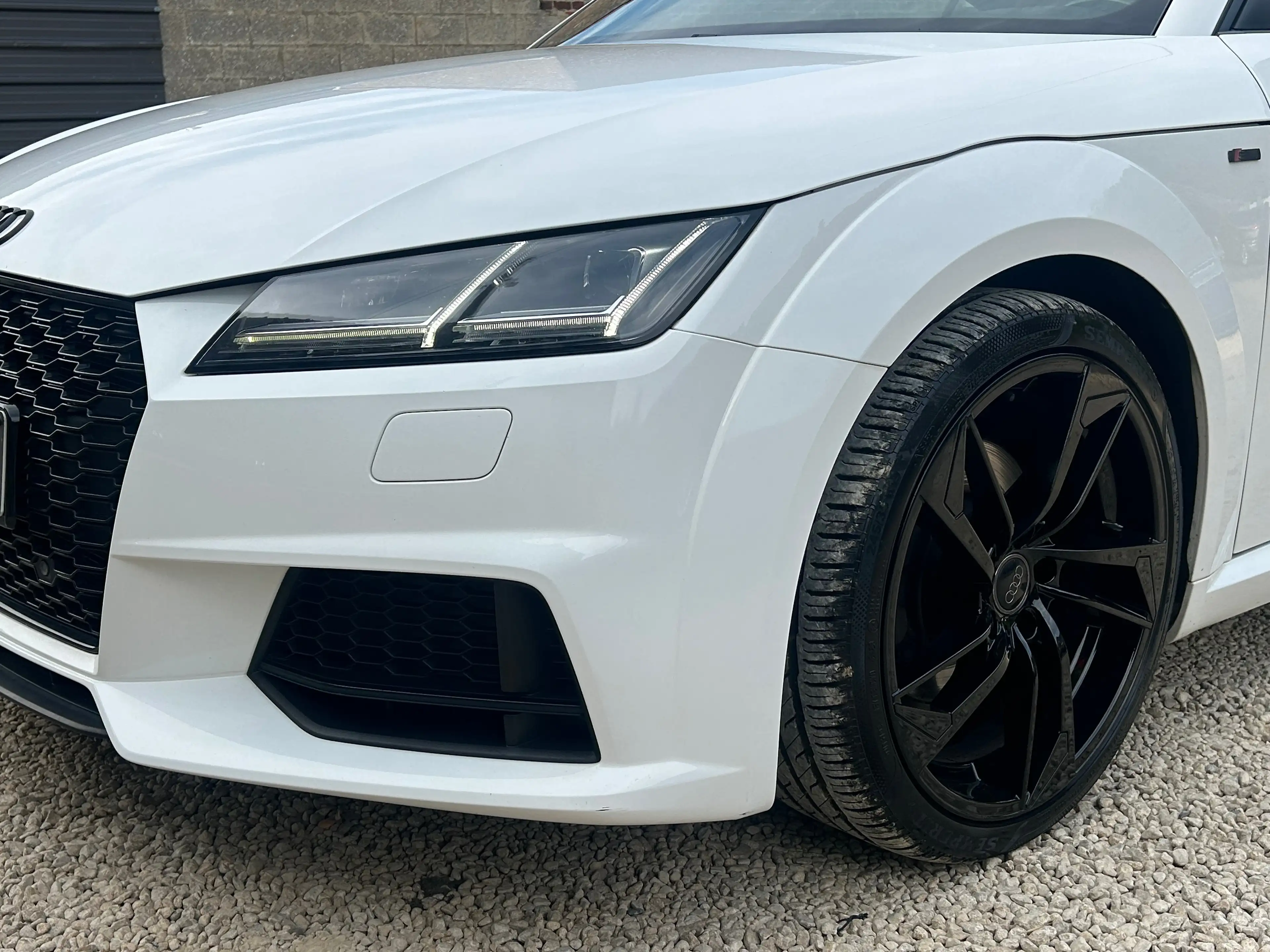 Audi TT TT Coupé 2.0 TDi ultra S line (HTVA%21) — photo 11