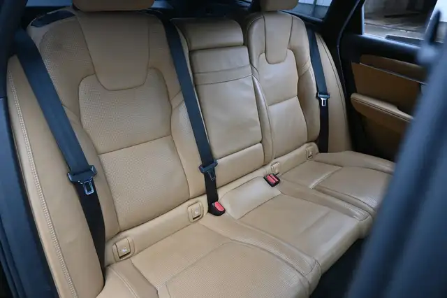 Volvo V90 view 11