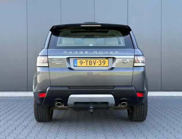 Land Rover Range Rover Sport view 8