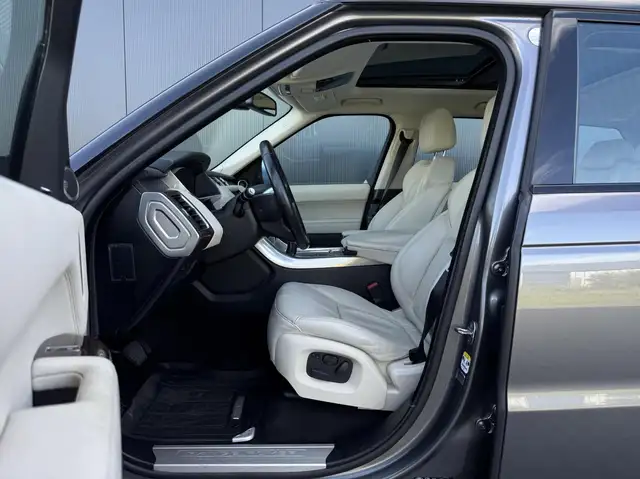 Land Rover Range Rover Sport view 18