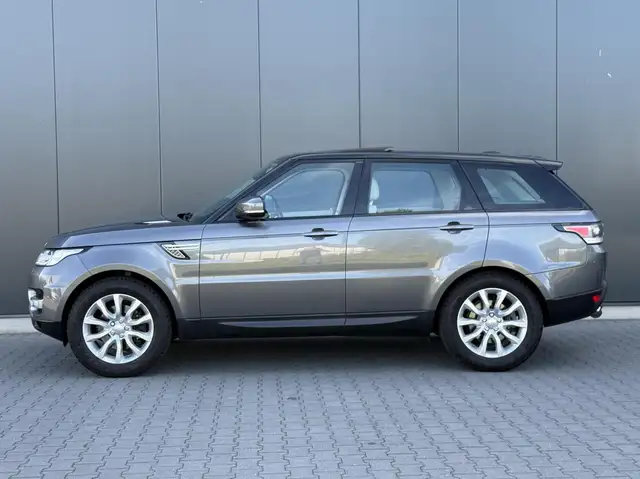 Land Rover Range Rover Sport view 9
