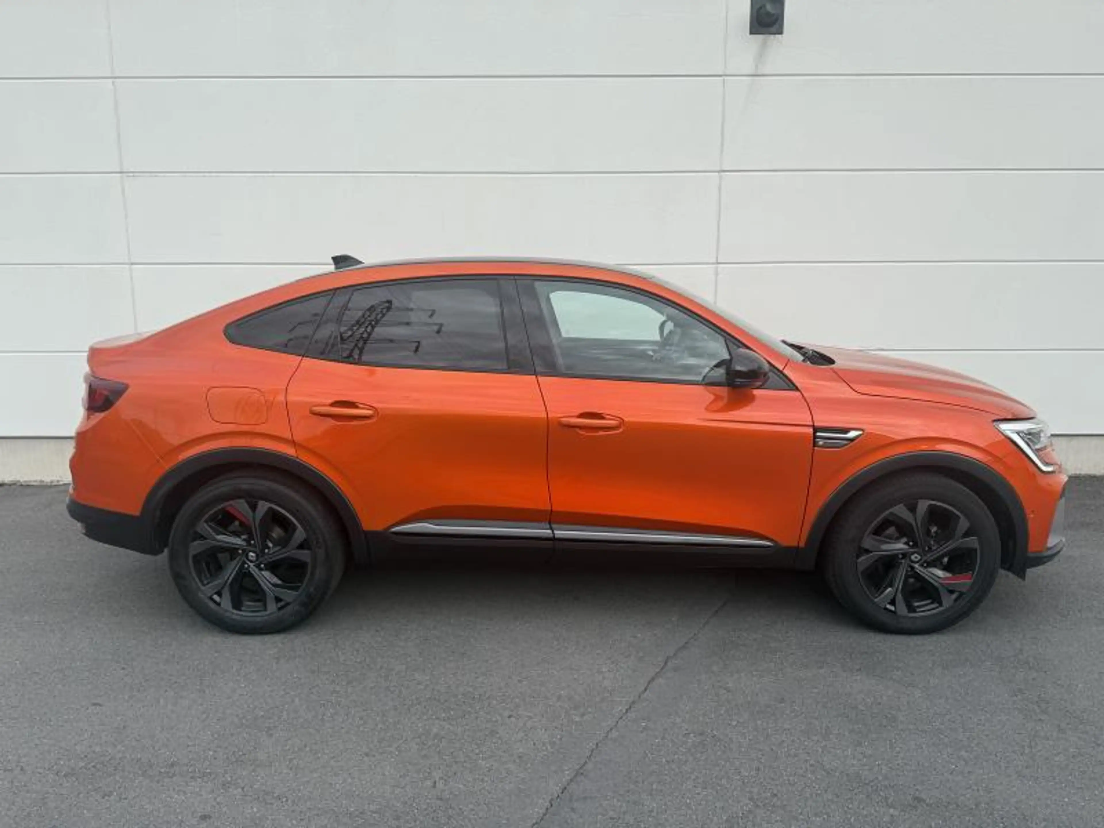 Renault Arkana RS Line 1.3 TCe 140 EDC — photo 4