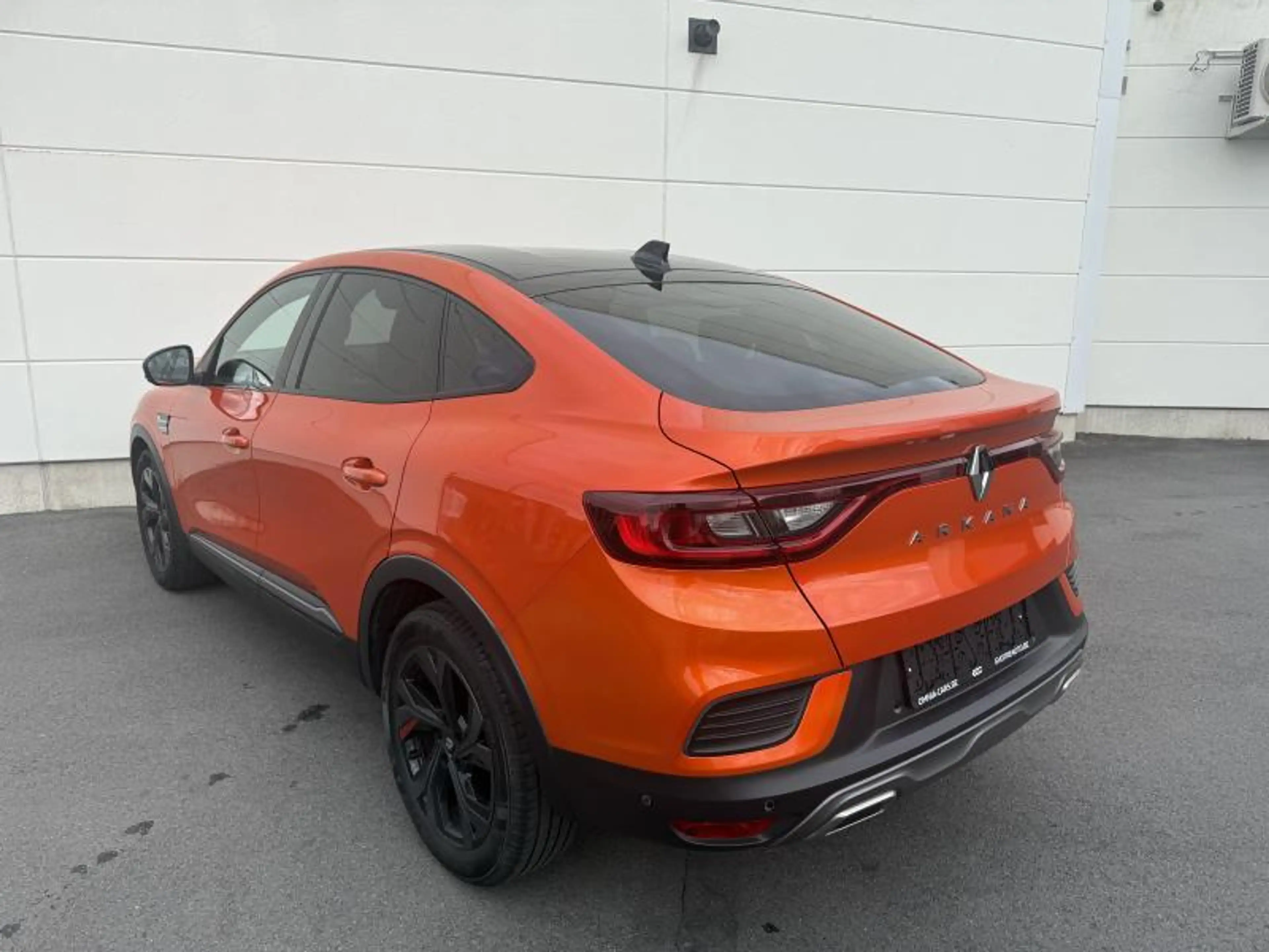 Renault Arkana RS Line 1.3 TCe 140 EDC — photo 7