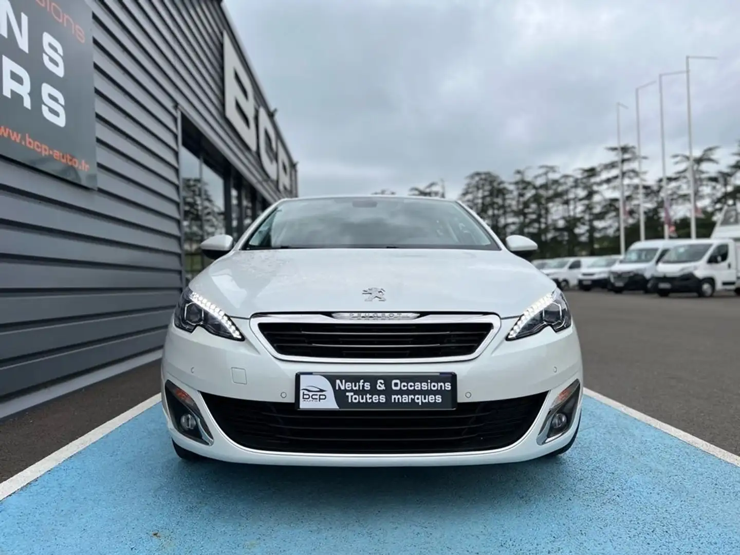Peugeot 308 130CH ALLURE S\u0026S 5P Blanc - 2