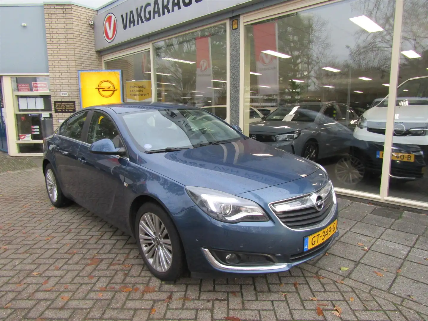 Opel Insignia 1.6 Turbo 170pk Aut 4D Business+ Bleu - 2