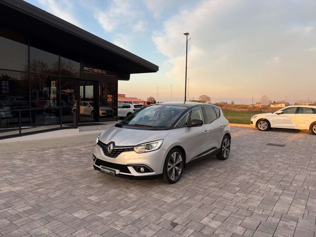 Renault Scenic 1.5 dCi EDC Intens e Bose ANCHE NEOPATENTATI
