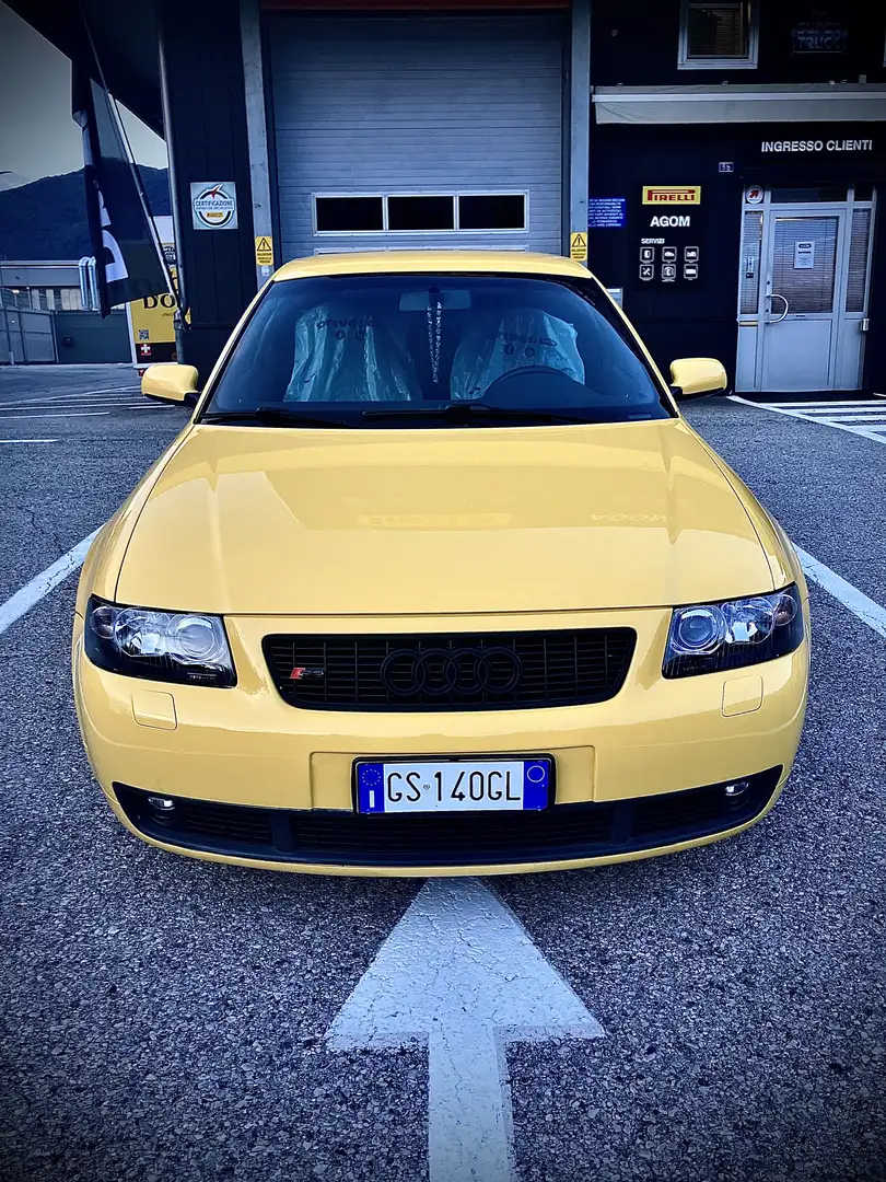 Audi S3 swiss limited edition 235 HP Jaune - 2