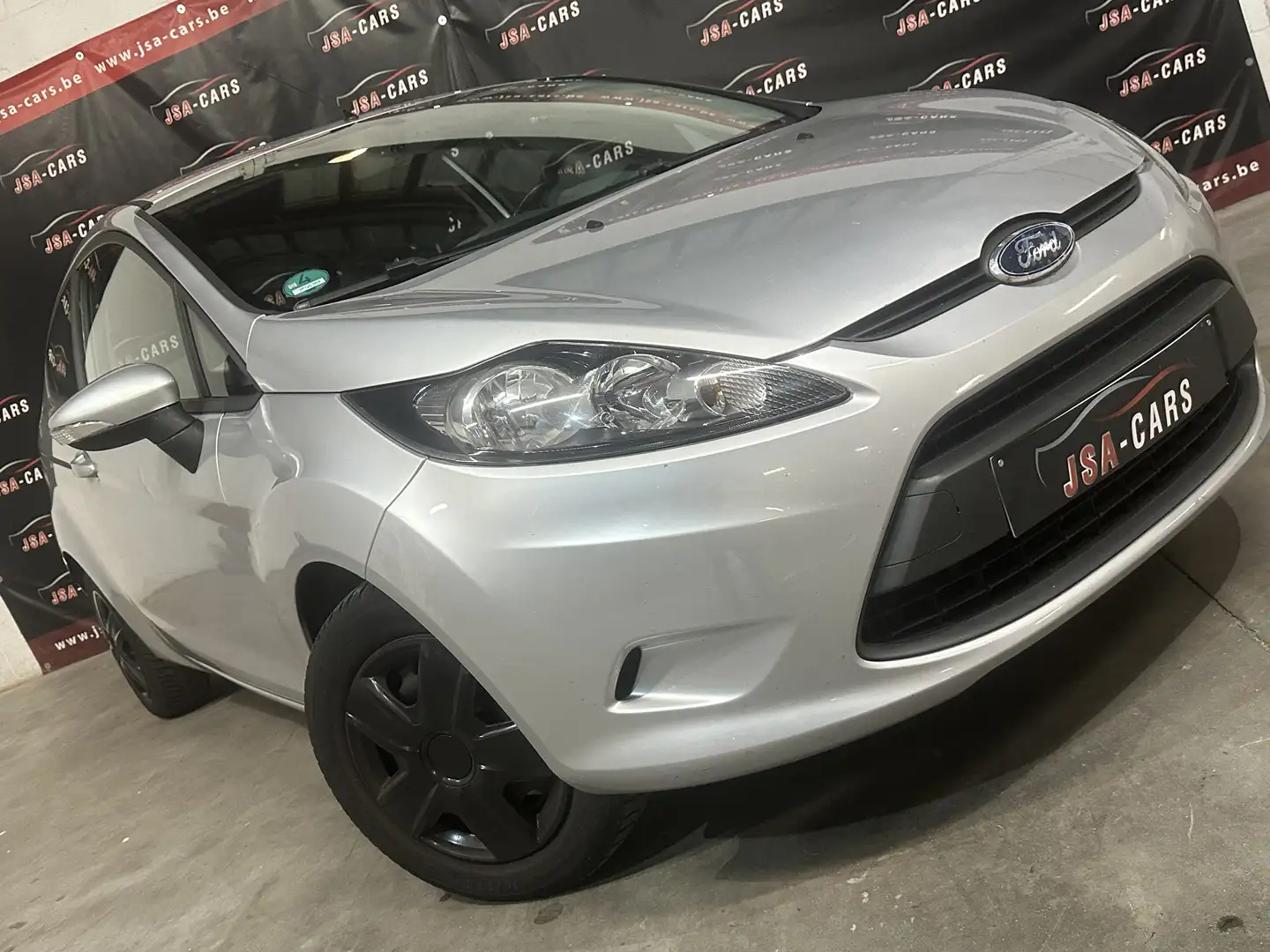 Ford Fiesta 1.6 TDCi Econetic DPF Plateado - 2