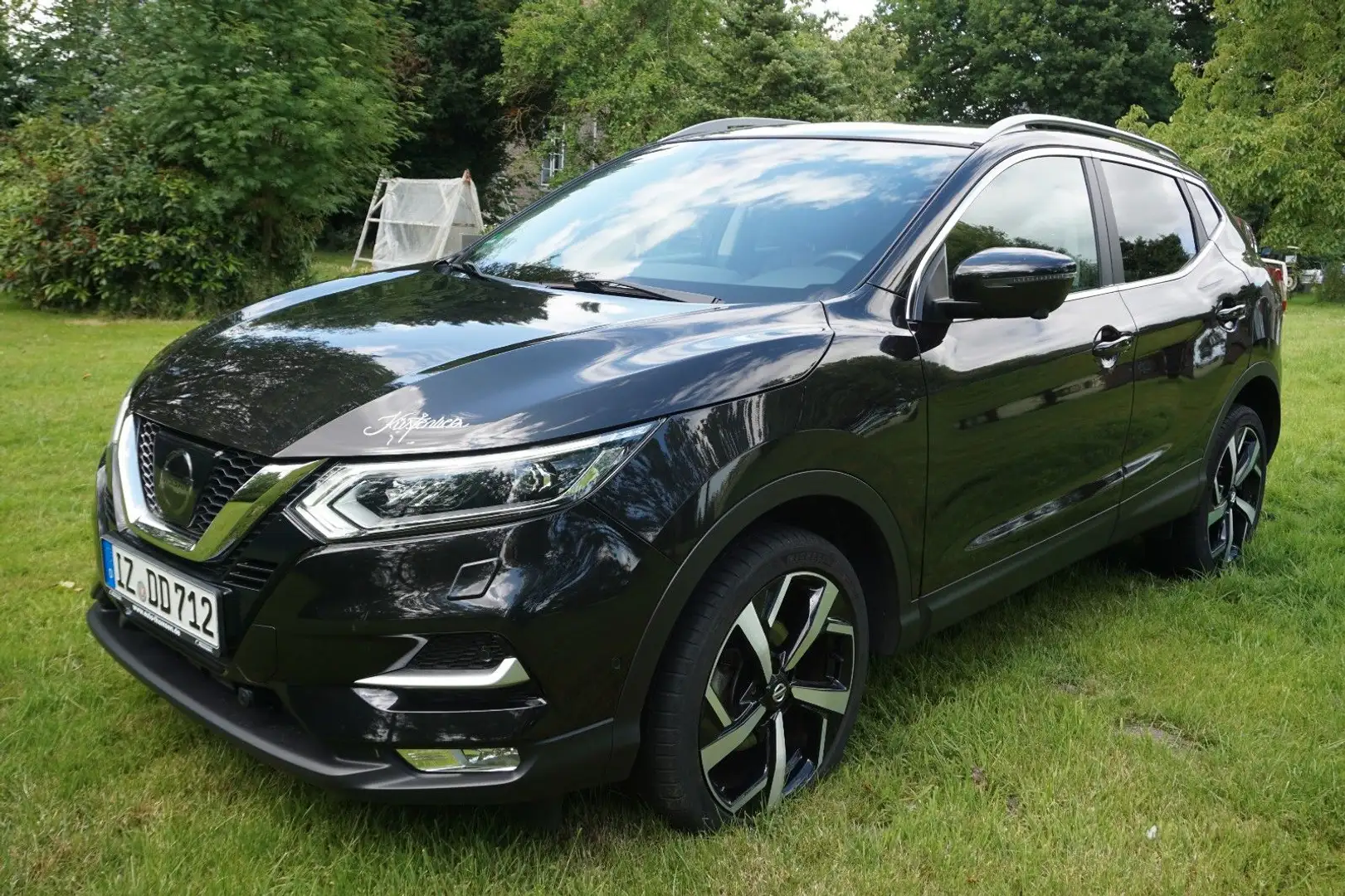 Nissan Qashqai NAVI,LED,SHZ,TÜV+INSP neu Noir - 1