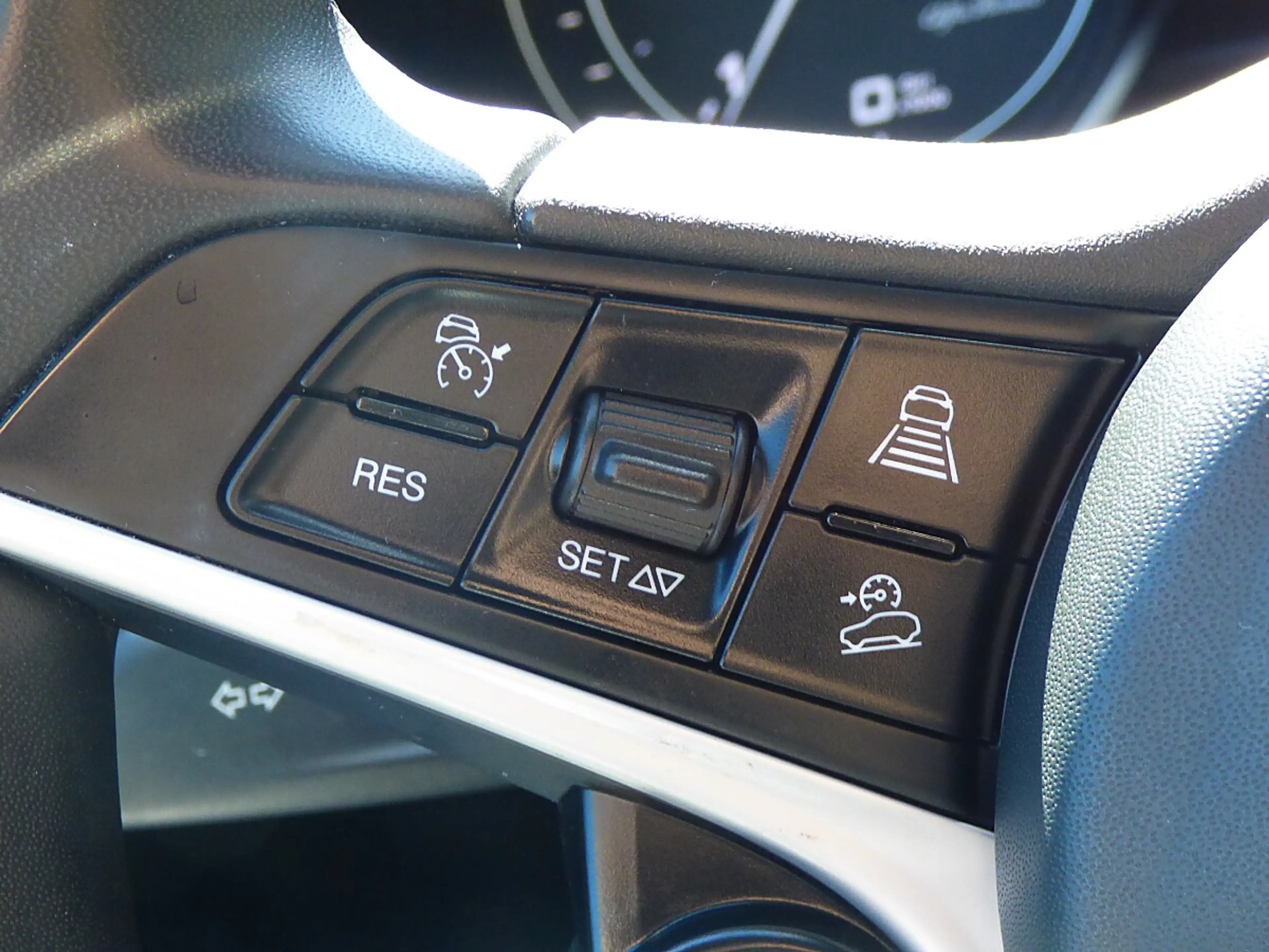 Alfa Romeo Stelvio Super 2,2 ATX AWD 20 Zoll — photo 11