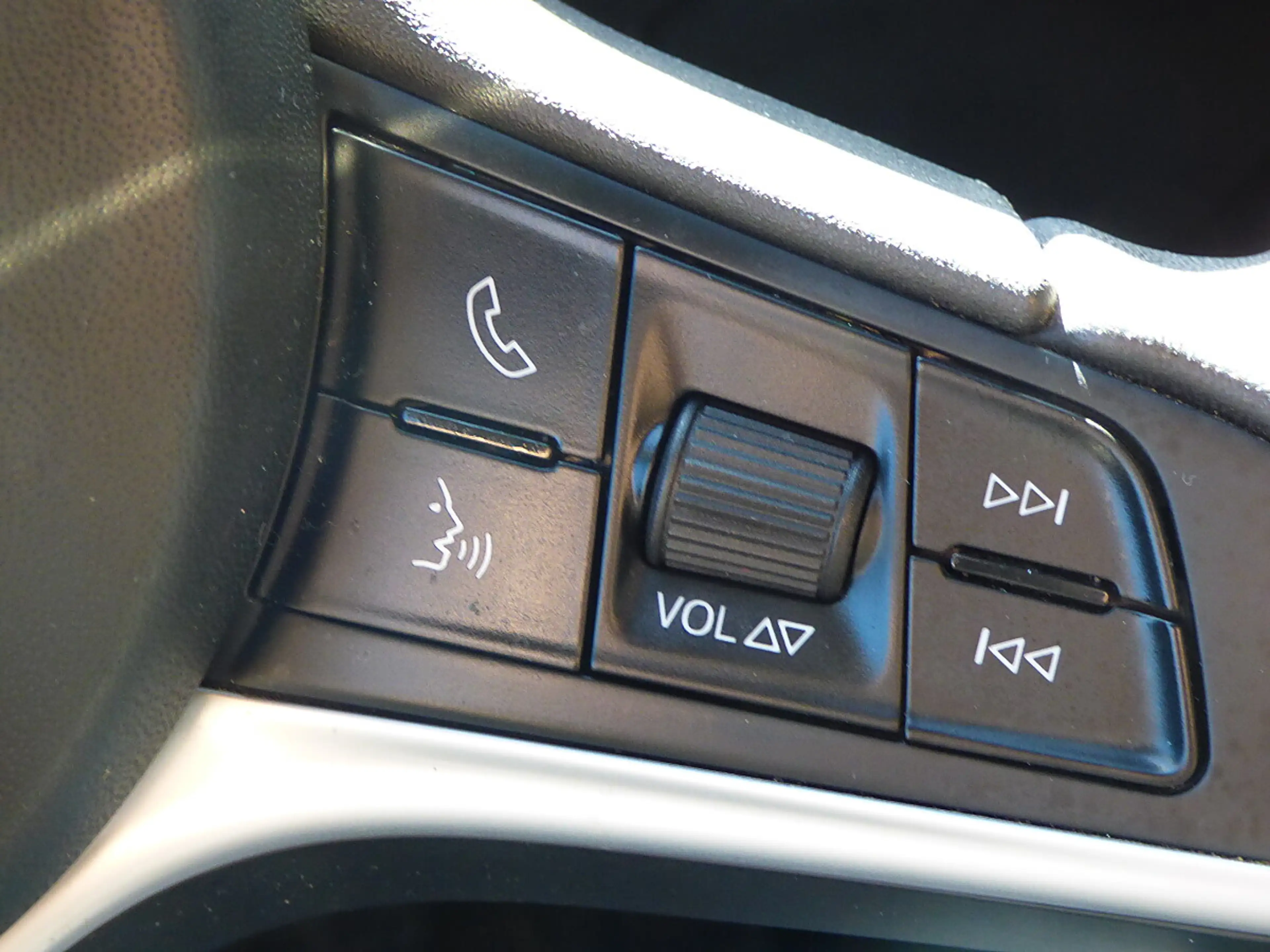 Alfa Romeo Stelvio Super 2,2 ATX AWD 20 Zoll — photo 12