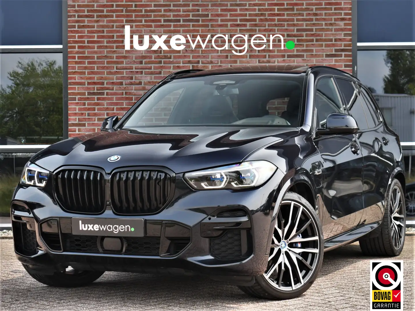 BMW X5 xDrive45e M-Sport Pano M-zetel Trekh Nightv Soft-c Noir - 1
