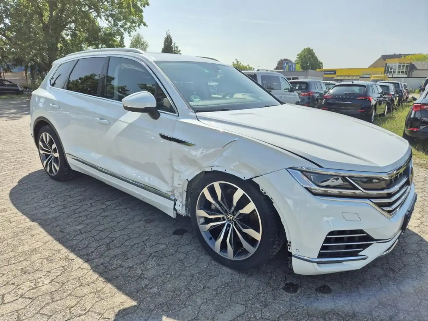 Volkswagen Touareg 3.0 TSI eHybrid 4Motion Elegance Weiß - 2