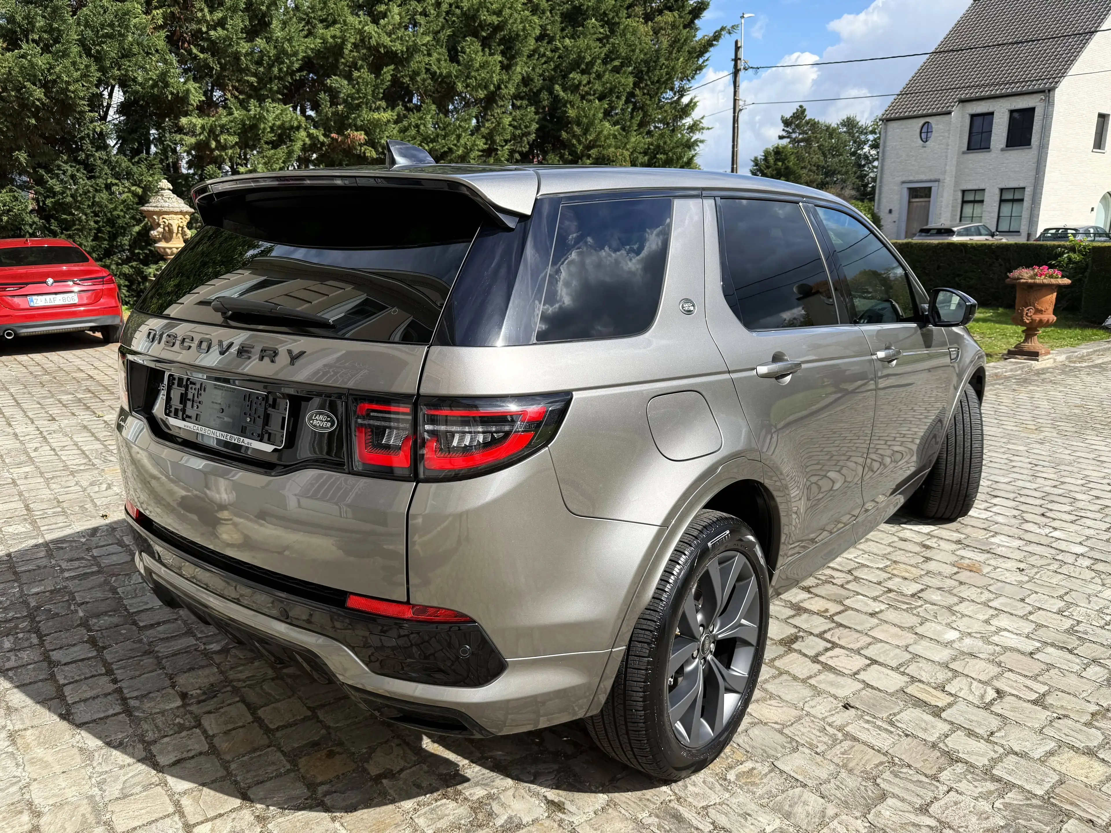 Land Rover Discovery Sport PHEV 1.5 Turbo 4WD P300e R-Dynamic — photo 2