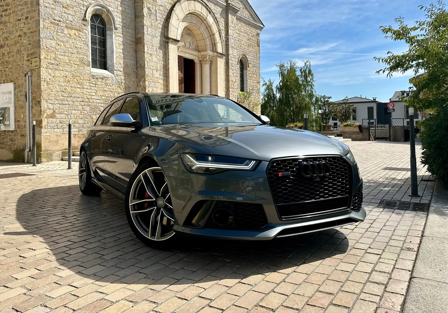 Audi RS6 Avant V8 4.0 TFSI 560 Quattro Tiptronic 8 Gris - 1