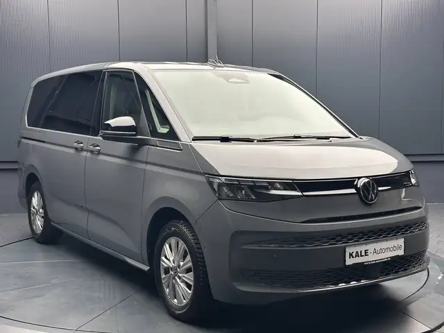 Volkswagen Multivan view 7